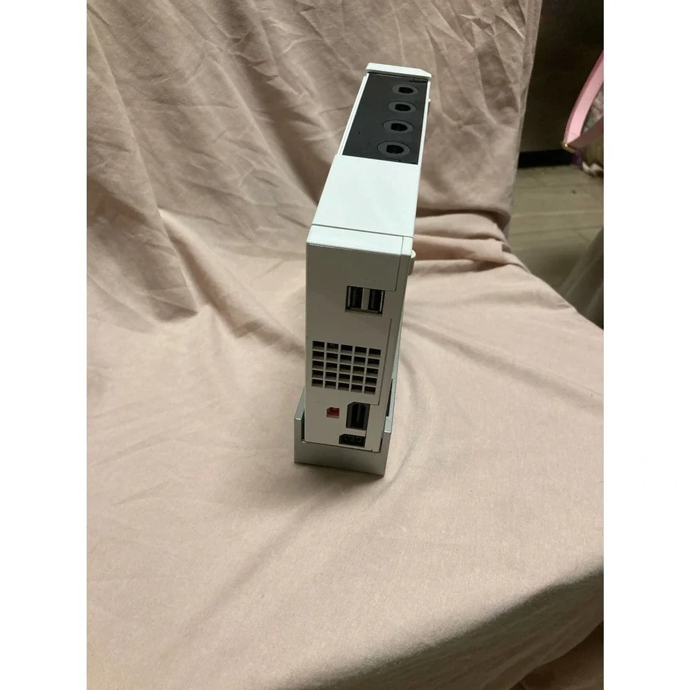 Nintendo Wii With One Controller and Nunchuck